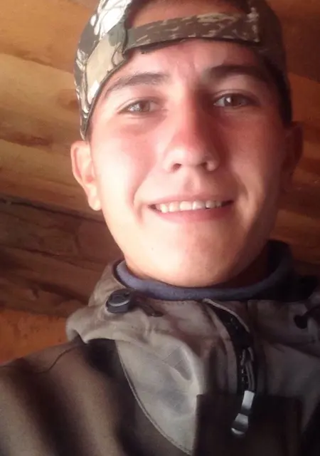 Я Димитрий, 27, знакомлюсь на одну ночь в Абакане