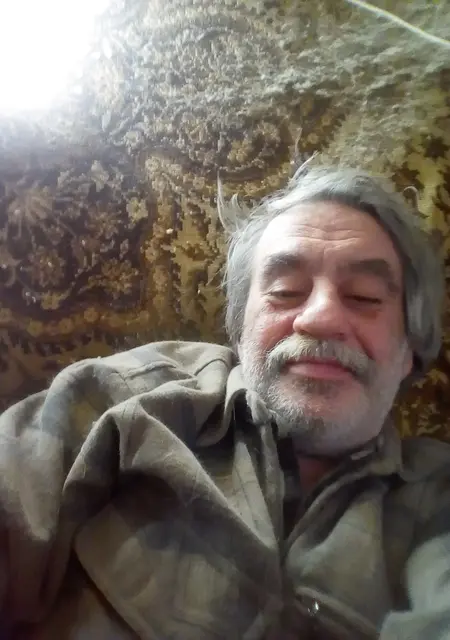 Вячеслав из Барнаула, мне 56, познакомлюсь для общения