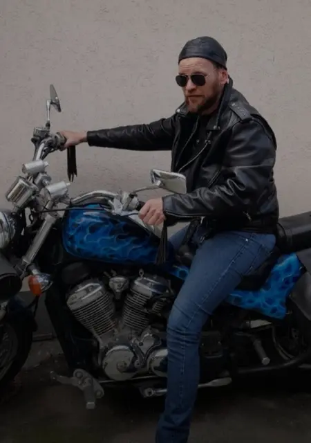 Demon из Владикавказа, мне 43, познакомлюсь для приятного времяпровождения