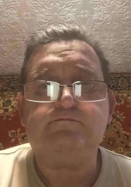 Oleg из Рязани, ищу на сайте знакомства без обязательств