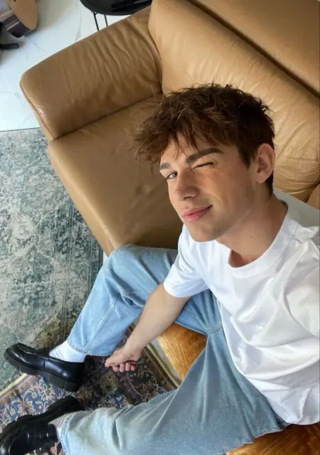 Я Мага, 27, знакомлюсь для вирта в Майкопе