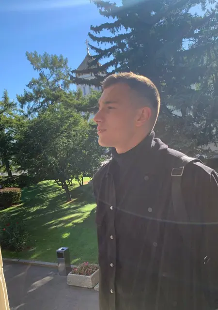 Я Александр, 21, из Сыктывкара, ищу знакомства без обязательств