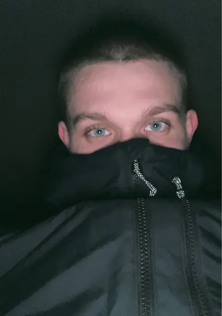 Я Алексей, 20, из Иркутска, ищу знакомства без обязательств