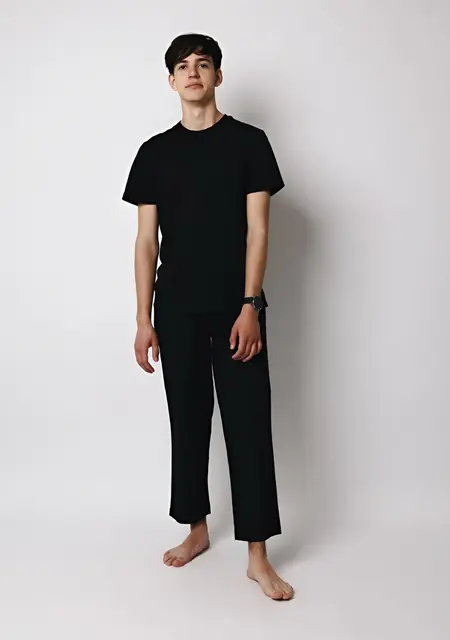 Я Кирилл, 18, знакомлюсь для постоянных отношений в Челябинске