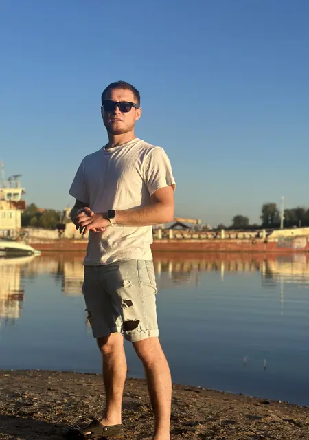 Влад из Тобольска, мне 25, познакомлюсь на одну ночь