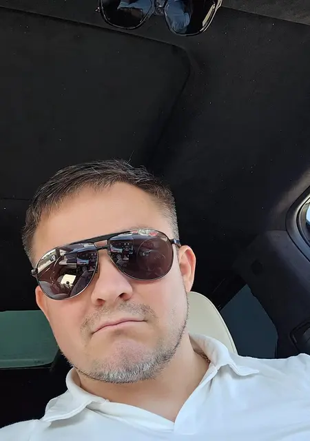 Я Sergii, 39, знакомлюсь на одну ночь в Истре