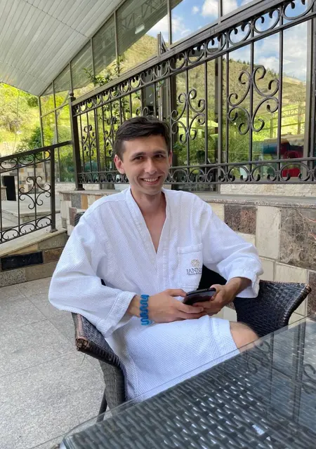 Дмитрий из Курска, мне 28, познакомлюсь для приятного времяпровождения