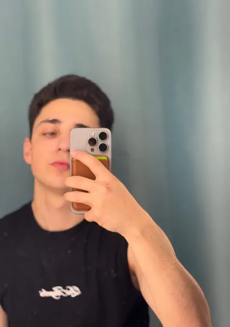 Кемаль из Пушкина, мне 19, познакомлюсь для приятного времяпровождения