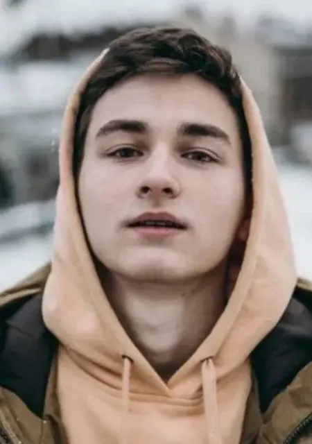 Я Амир, 19, знакомлюсь без обязательств в Нальчике