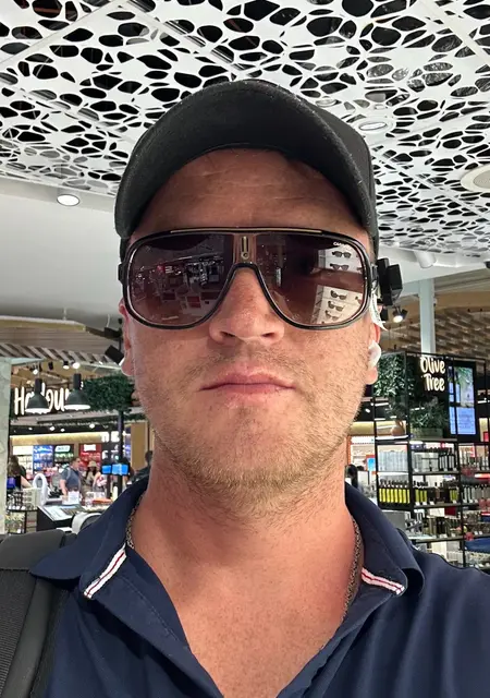 Я Сергей, 41, знакомлюсь для приятного времяпровождения в Москве