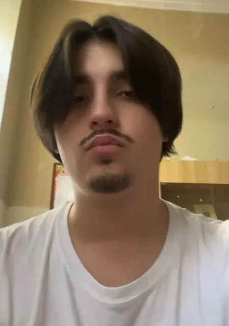 Я Димитрий, 18, знакомлюсь на одну ночь в Ростове-на-Дону