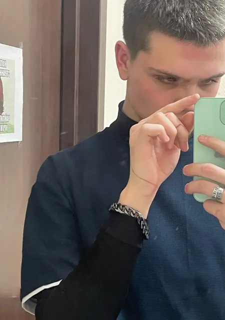 Влад из Березников, ищу на сайте знакомства на одну ночь