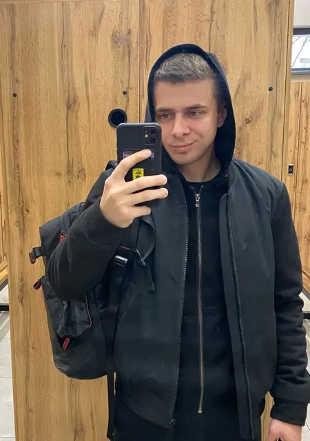 Артем из Якутска, мне 28, познакомлюсь на одну ночь