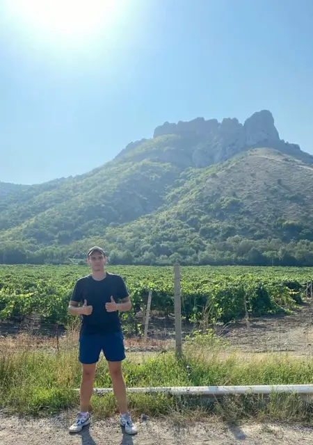 Андрей из Пятигорска, мне 25, познакомлюсь для постоянных отношений