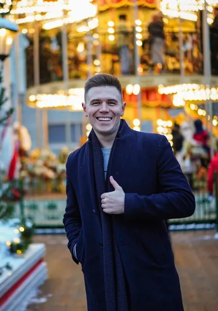 Я Никита, 25, из Нерюнгри, ищу знакомства на одну ночь