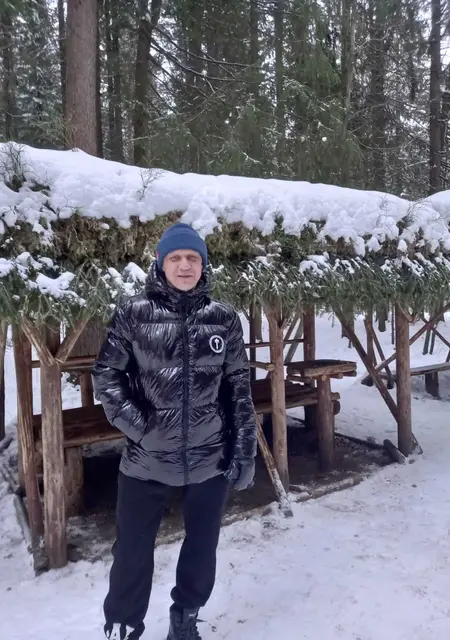 Денис из Березников, мне 46, познакомлюсь на одну ночь