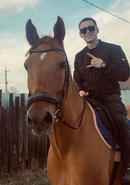 Я Даня, 20, знакомлюсь на одну ночь в Комсомольске-на-Амуре