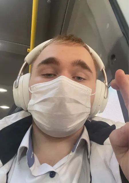 Николай из Сургута, мне 18, познакомлюсь для открытые отношения