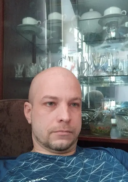 Евгений из Москвы, мне 43, познакомлюсь на одну ночь