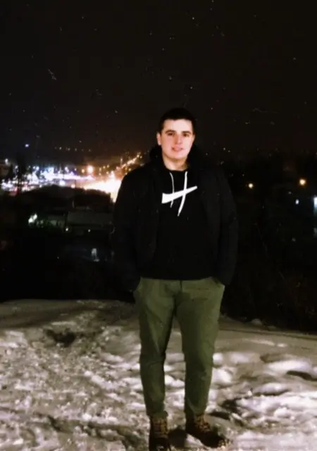 Владислав из Брянска, ищу на сайте знакомства на одну ночь