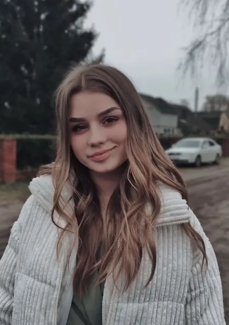 Настя из Тюмени, ищу на сайте общение