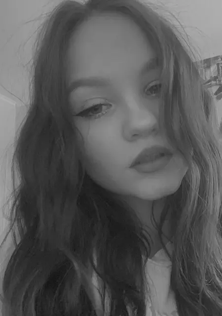 Ксюша из Уфы, мне 20, познакомлюсь для вирта