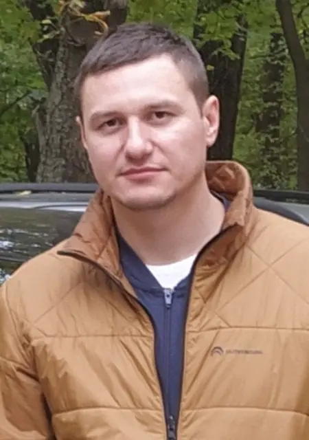 Денис из Лосино-Петровского, мне 40, познакомлюсь для вирта