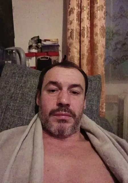 Я Василий, 32, из Череповца, ищу знакомства без обязательств