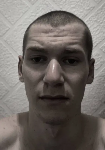 Я Алексей, 19, знакомлюсь для открытые отношения в Сургуте