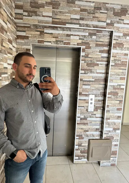 Я Сергиос, 29, из Пятигорска, ищу знакомство для приятного времяпровождения