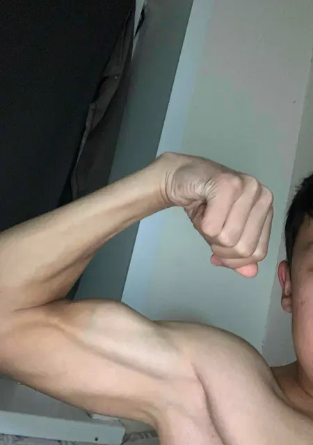 Я Сладкий, 18, из Йошкар-Олы, ищу знакомство для общения