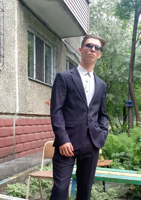 Николай из Омска, ищу на сайте знакомства на одну ночь