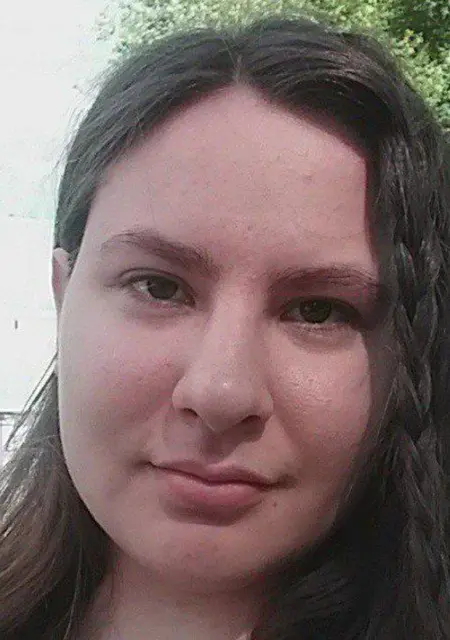 Я Елена, 19, знакомлюсь для постоянных отношений в Санкт-Петербурге