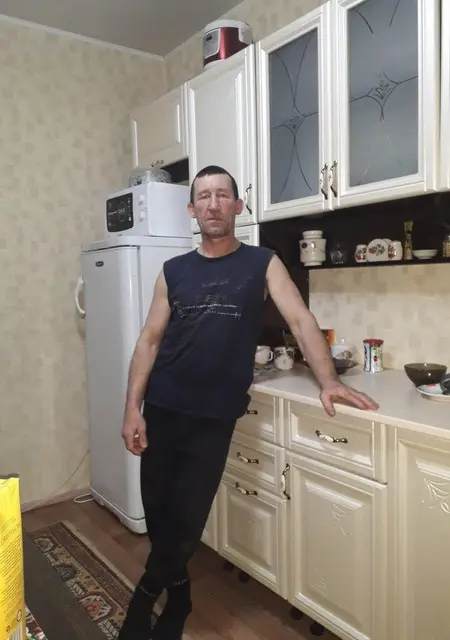 Я Алексей, 53, знакомлюсь без обязательств в Нижневартовске