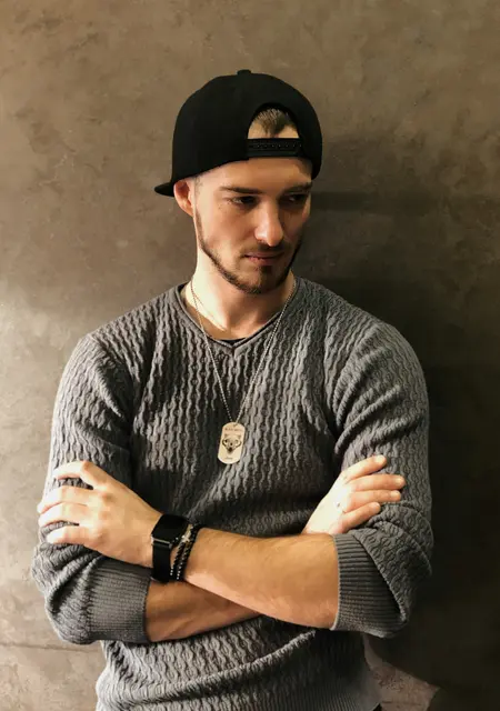 Константин из Самары, мне 31, познакомлюсь для общения