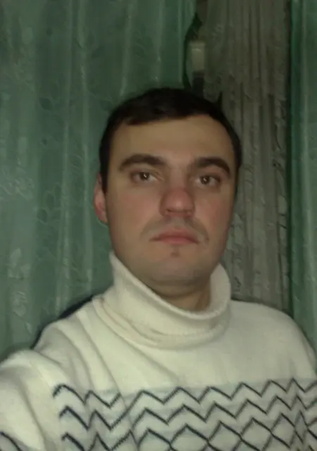 Я Alexandr, 42, из Новомосковска, ищу знакомство для вирта