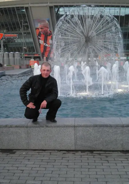 Я Максим, 36, из Соликамска, ищу знакомства без обязательств