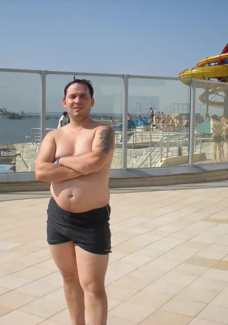 Я Рустам, 42, знакомлюсь без обязательств в Набережных Челнах