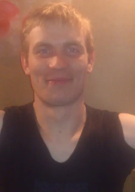 Я Павел Ханыгин, 40, из Волосова, ищу знакомства без обязательств