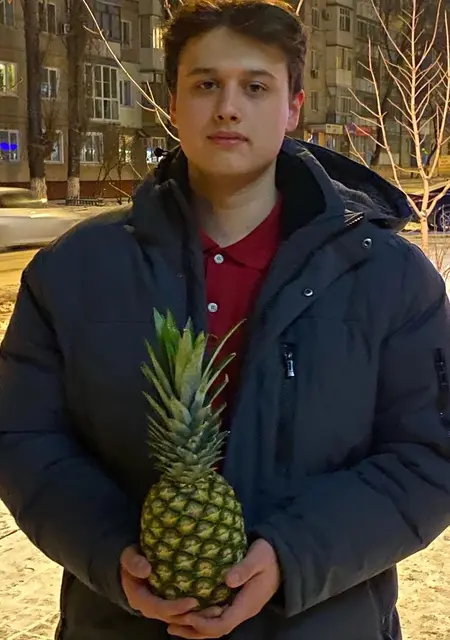 Я Алексей, 20, из Саратова, ищу знакомства без обязательств