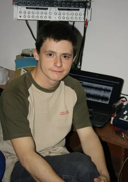 Я Олег, 35, из Абакана, ищу знакомства без обязательств