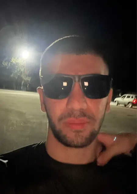 Adam из Самары, ищу на сайте знакомства на одну ночь