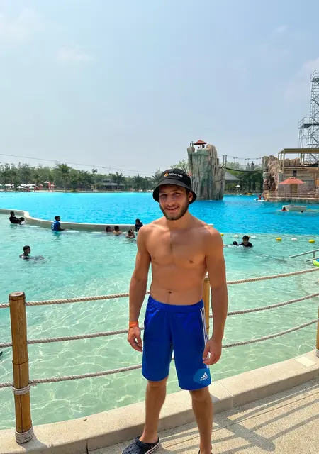 Никита из Раменского, мне 22, познакомлюсь без обязательств