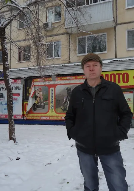 Я Олег, 60, знакомлюсь без обязательств в Самаре
