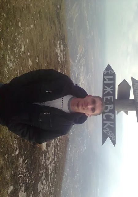 Я Анатолий, 40, знакомлюсь для дружбы в Ижевске