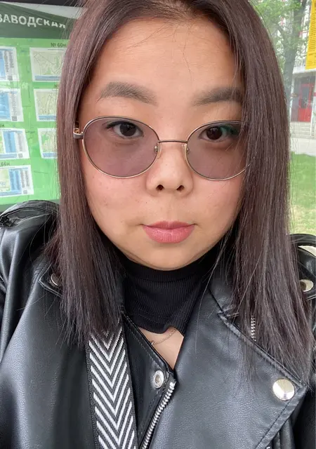 Я Яна, 30, из Оренбурга, ищу знакомство для приятного времяпровождения