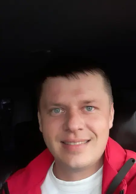 Василий из Артема, мне 41, познакомлюсь на одну ночь