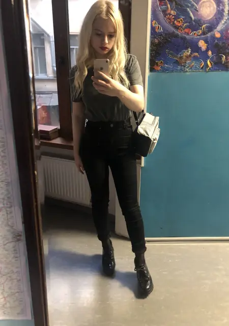 Я Diana, 24, из Норильска, ищу знакомство для приятного времяпровождения