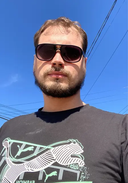 Роман из Якутска, мне 29, познакомлюсь на одну ночь