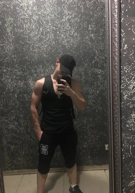 Павел из Сызрани, ищу на сайте постоянные отношения